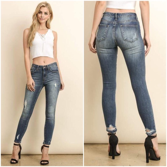 🆕Hunter Distressed Skinnies - Picture 4 of 5